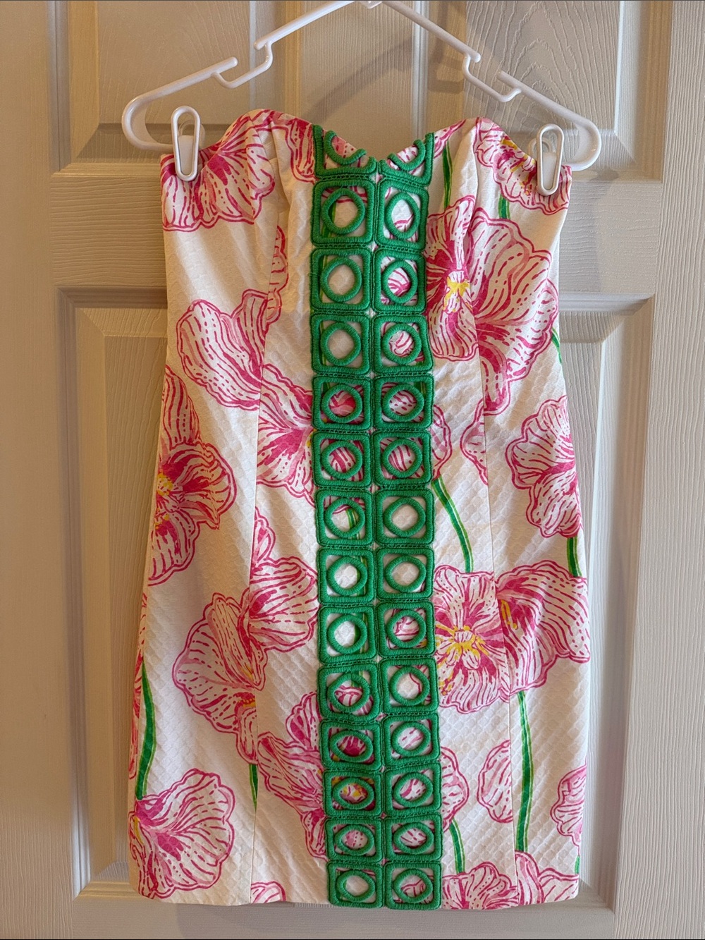 Gorgeous Lilly Pulitzer Strapless Floral Dress in Pink, Green, White